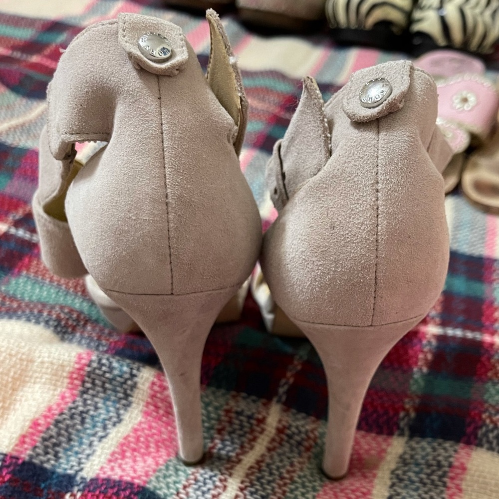 Mk Pumps! Never Worn! - image 5